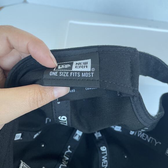 New Era Los Angeles Kings NHL Hat New With Tags LA 9TWENTY Adjustable - Picture 4 of 5